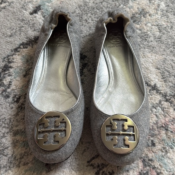 Tory Burch Reva Flats - Picture 2 of 13